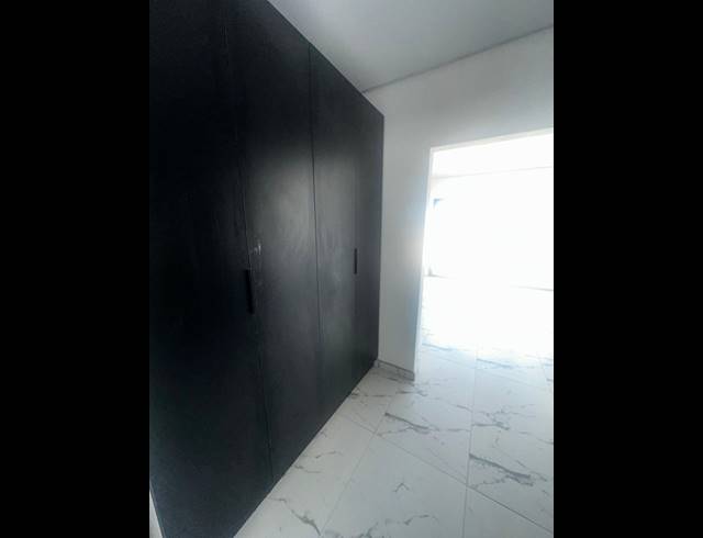 4 BEDROOM HOUSE FOR SALE IN SANDOWN